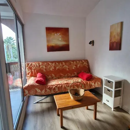 Dans La Verdure Pres Des Plages - Duplex Au 2eme Etage - Parking - Loggia